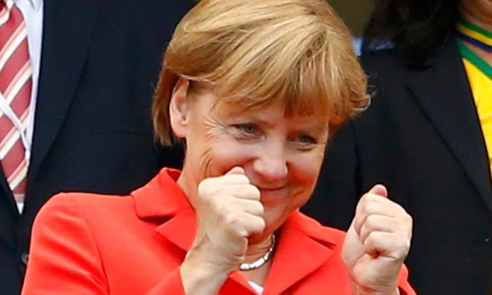 Ικανοποιημένη η Μέρκελ για το Brexit: "Ιστορικής σημασίας η συμφωνία"